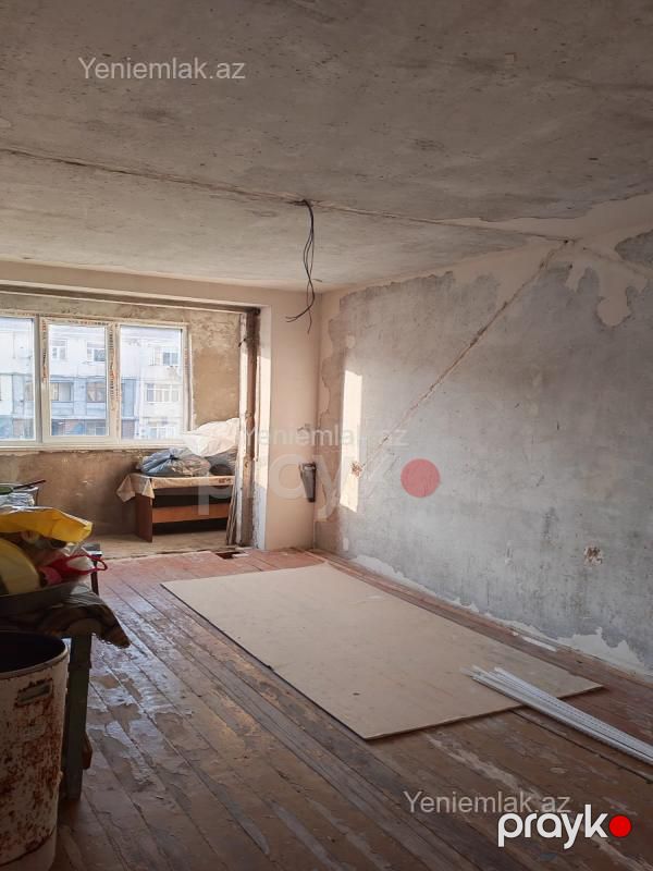 Satılır 5 otaqlı Bina evi menzil (Köhnə tikili), 12-ci mikrorayon — Mənzil, Sumqayıt (4)