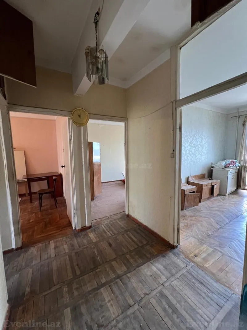 Satılır 3 otaqlı Mənzil Köhnə tikili 83 m² Bakı, Sabunçu r., Bakıxanov — Mənzil, Bakı (6)