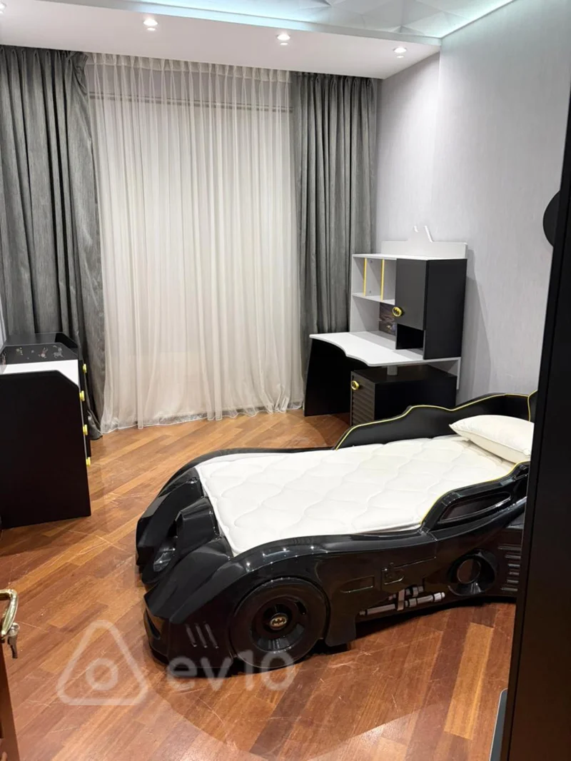 4 otaqlı mənzil, 200 m², Tələt Şıxəliyev küçəsi — kirayə — Mənzil, Bakı (11)