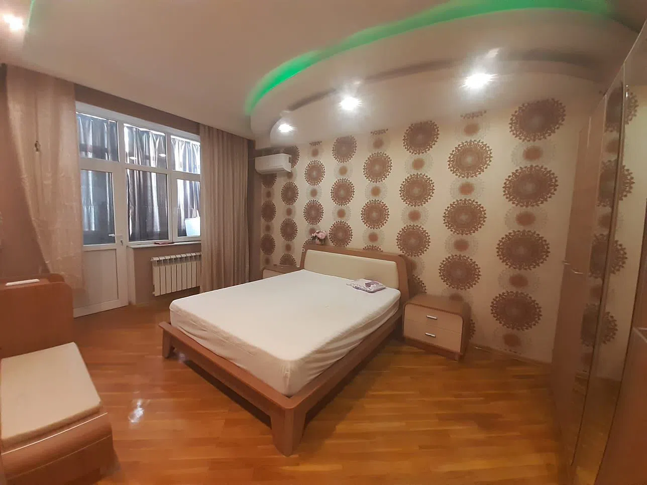 3 otaqlı mənzil 135 m² kirayə verilir — Mənzil, Bakı (3)