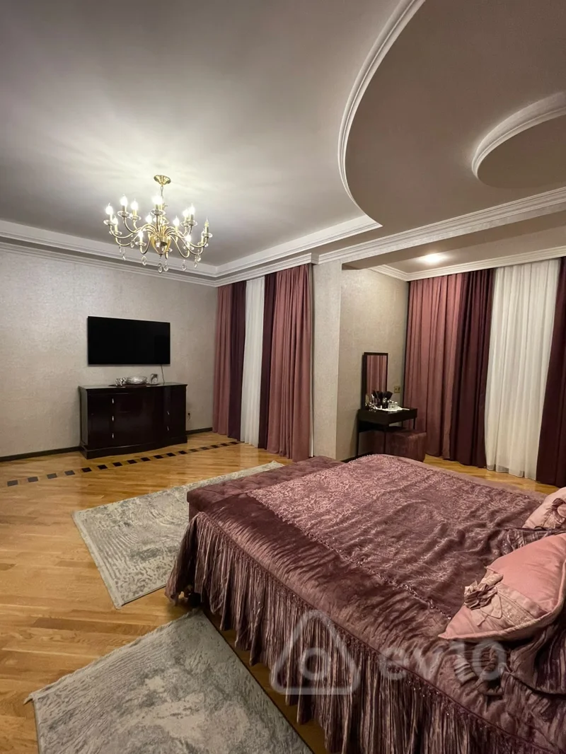 4 otaqlı mənzil, 243 m², azadlıq praspekti — Mənzil, Bakı (6)