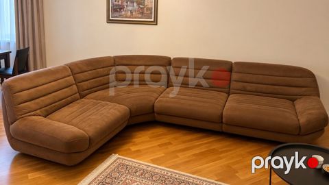 450 AZN künc divan satılır .Ölçü 2*3 Açilmir baza yoxdur Ünvan Həzi — Bakı