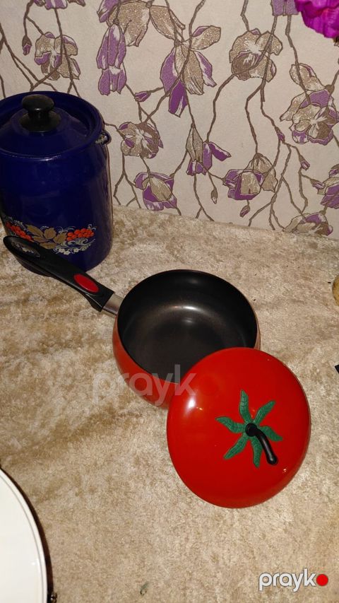 Qazan, rəng - Qırmızı, Antipriqar, 1,5 bucket volume l — Bakı