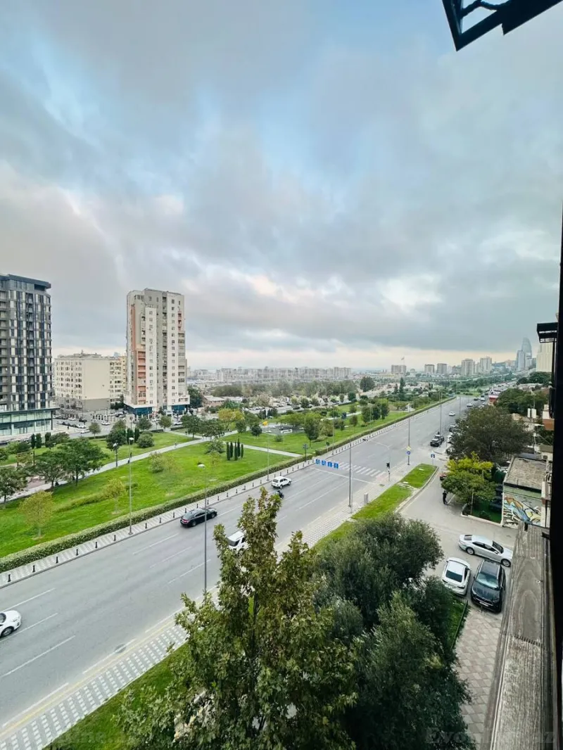 Kirayə verilir 3 otaqlı Mənzil Yeni tikili 100 m² Bakı, Yasamal r., Elmlər Akademiyası m — Mənzil, Bakı (4)