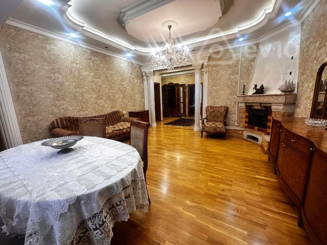 3 otaqlı mənzil, 112 m², Zahid Xelilov küçəsi — Bakı