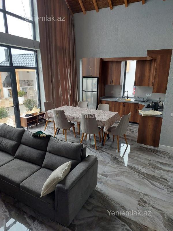 Günlük 4 otaqlı Həyət evi / Villa, 150 m², Quba — Ev, villa, Quba (9)