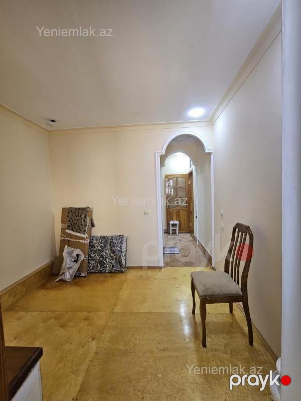 Satılır 1 otaqlı Bina evi menzil (Köhnə tikili), 37 m², 10-cu mikrorayon — Mənzil, Sumqayıt (9)