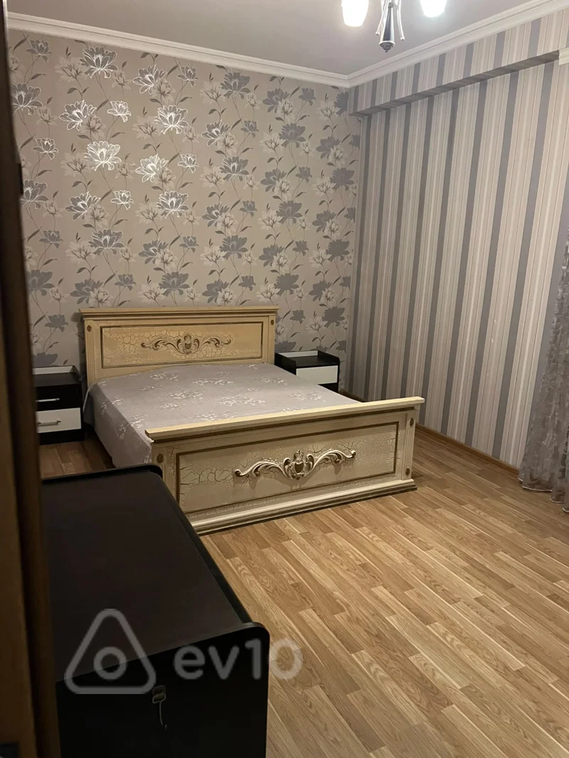 2 otaqlı mənzil, 95 m², Neftçilər m. — kirayə — Bakı