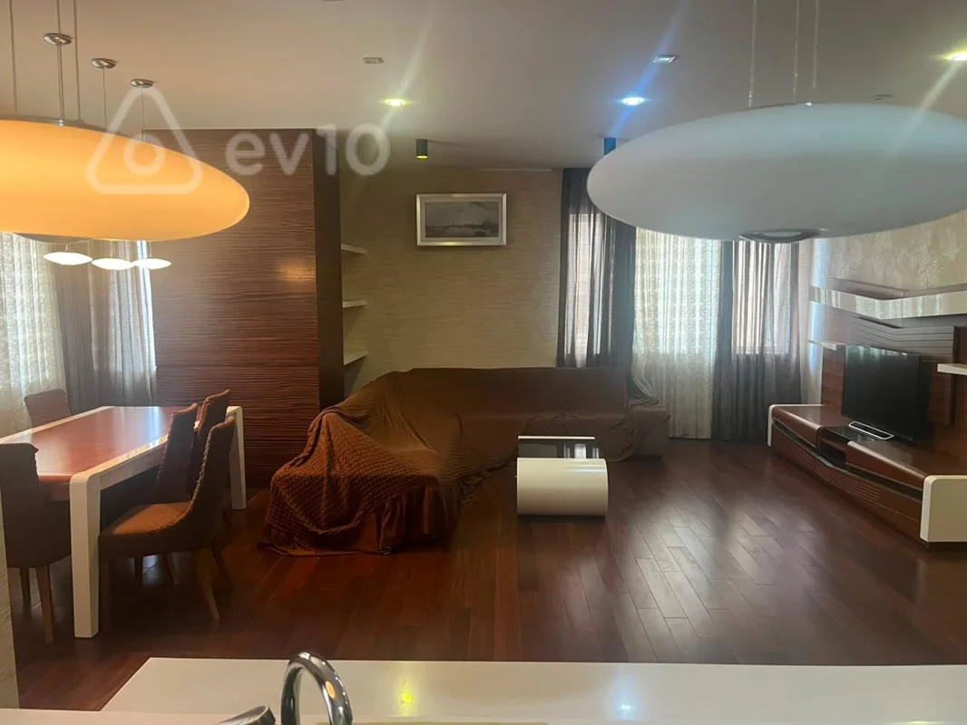 2 otaqlı mənzil, 135 m², Xətai metrosu — kirayə — Bakı