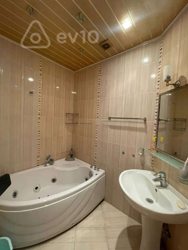 2 otaqlı mənzil, 80 m², Azərbaycan pr — kirayə — Mənzil, Bakı (11)