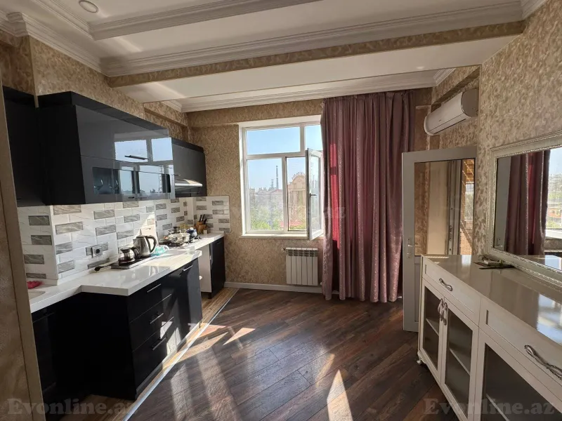 Satılır 3 otaqlı Mənzil Yeni tikili 105 m² Bakı, Nizami r., Koroğlu m — Mənzil, Bakı