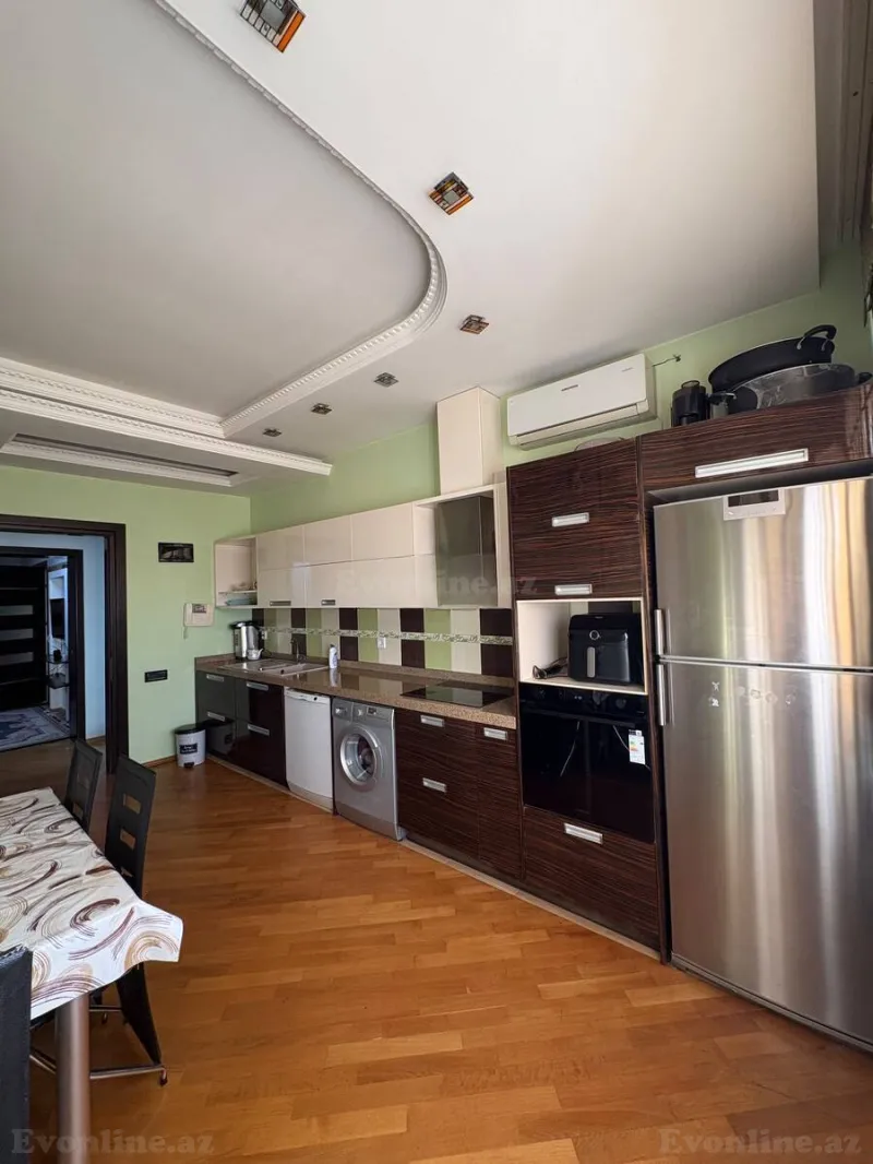 Satılır 3 otaqlı Mənzil Yeni tikili 178 m² Bakı, Sabunçu r., Bakıxanov — Mənzil, Bakı (8)