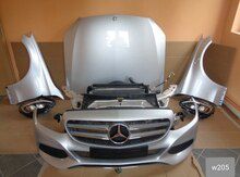 Mercedes W205 ehtiyat hissələri — Bakı