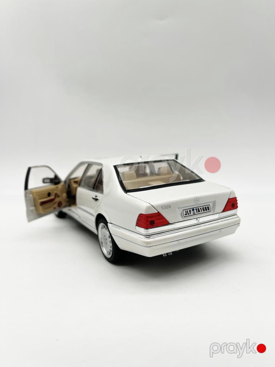 Maşın Mercedes-Benz W140 S-Class, metal, ağ — Mallar, Bakı (2)