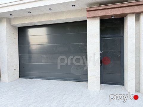 Yeni Dəmir Qaraj darvazası, Siyirmə, Avtomatik, rəng - Boz, Qapı ilə, Pulsuz quraşdırma, Pulsuz çatdırılma, Rayonlara çatdırılma — Bakı