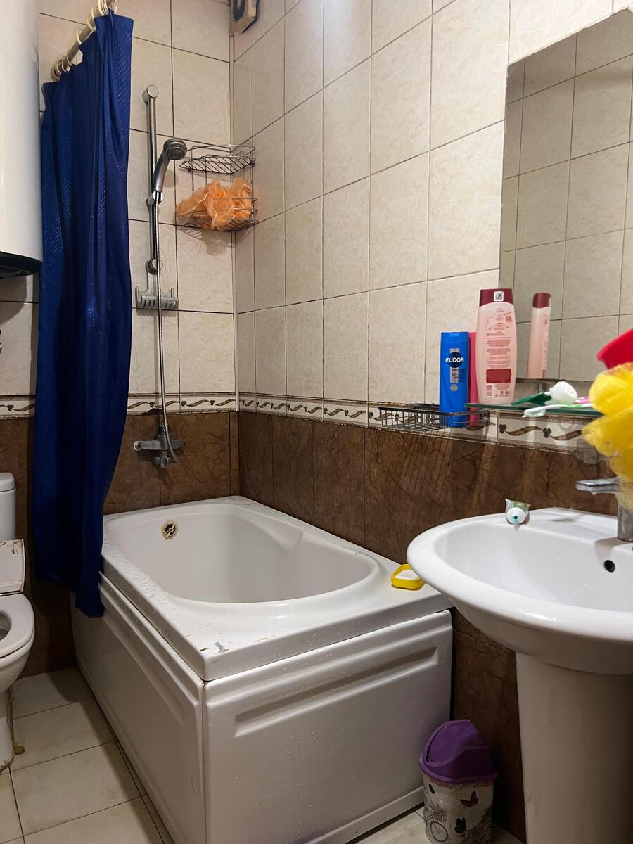 Satılır 4 otaqlı köhnə tikili 115 m² — Mənzil, Bakı (8)