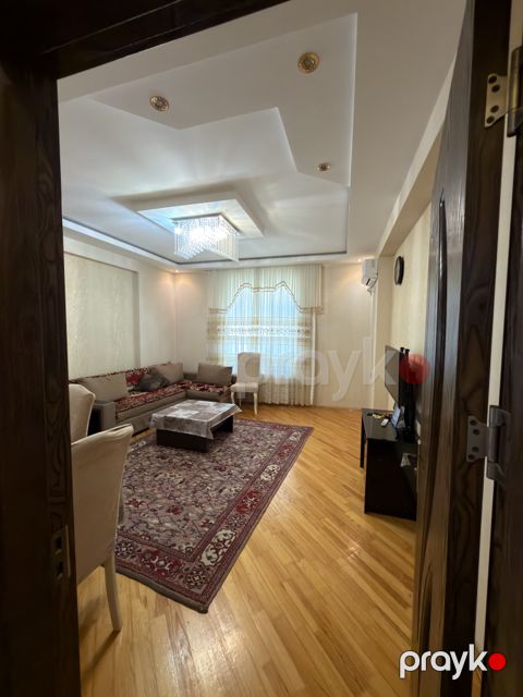 Qurtuluş 93 YK — Bakı