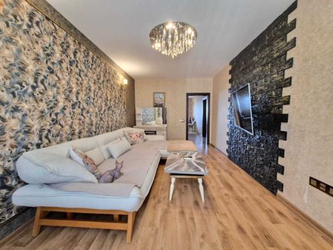 Satılır 3 otaqlı köhnə tikili 85 m² — Bakı