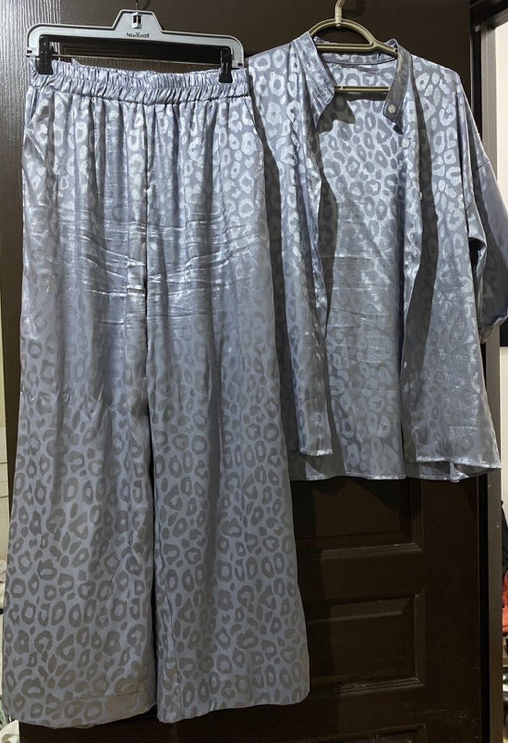 Köynək və şalvar dəstləri ölçülər L-40. XL-42 - Rəng/naqxış: Krem — Kostyum, Bakı (5)