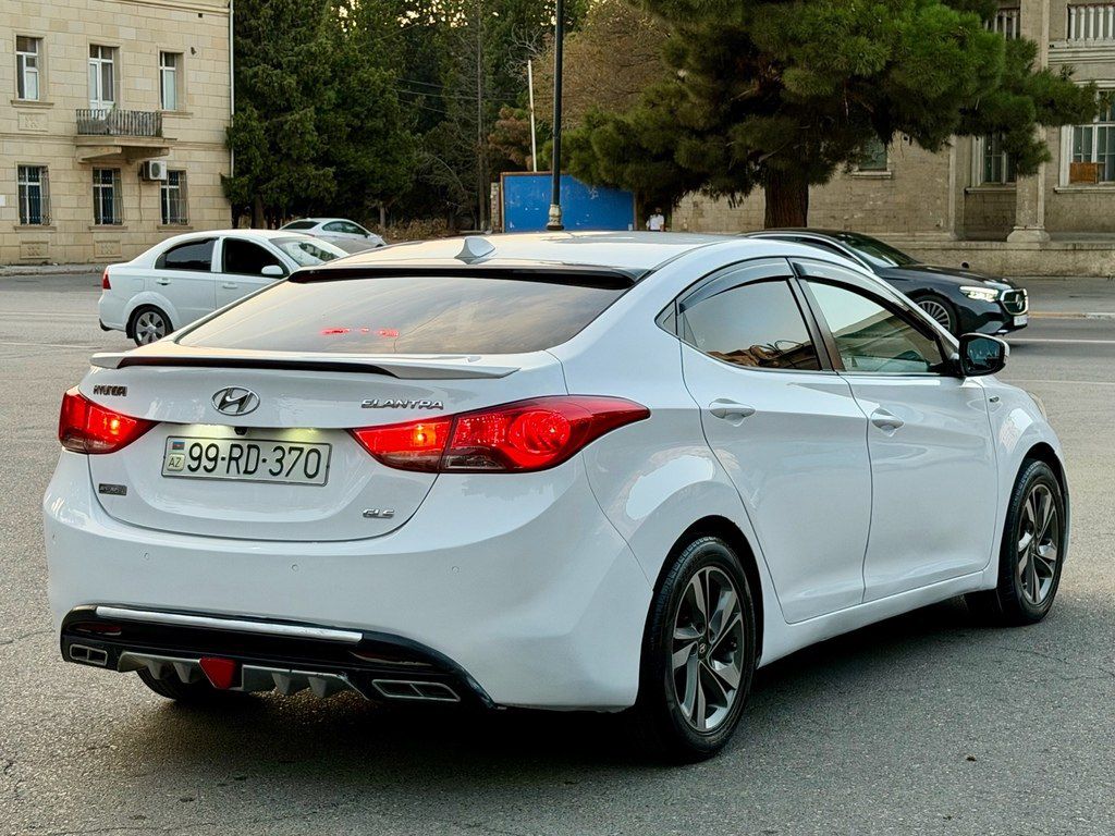 Hyundai Elantra, 1.8 L, 2013 il, 270 000 km 99-RD-370 — Avtomobillər, Bakı (10)