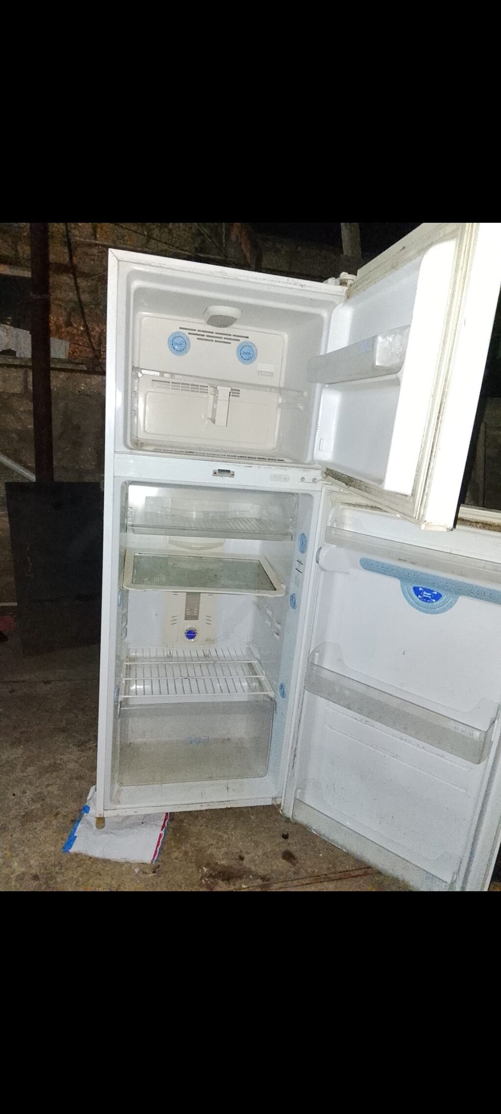 İkiqapılı soyuducu (yuxarıda dondurucu, aşağıda soyuducu bölmə) — Soyuducular, Xızı (2)