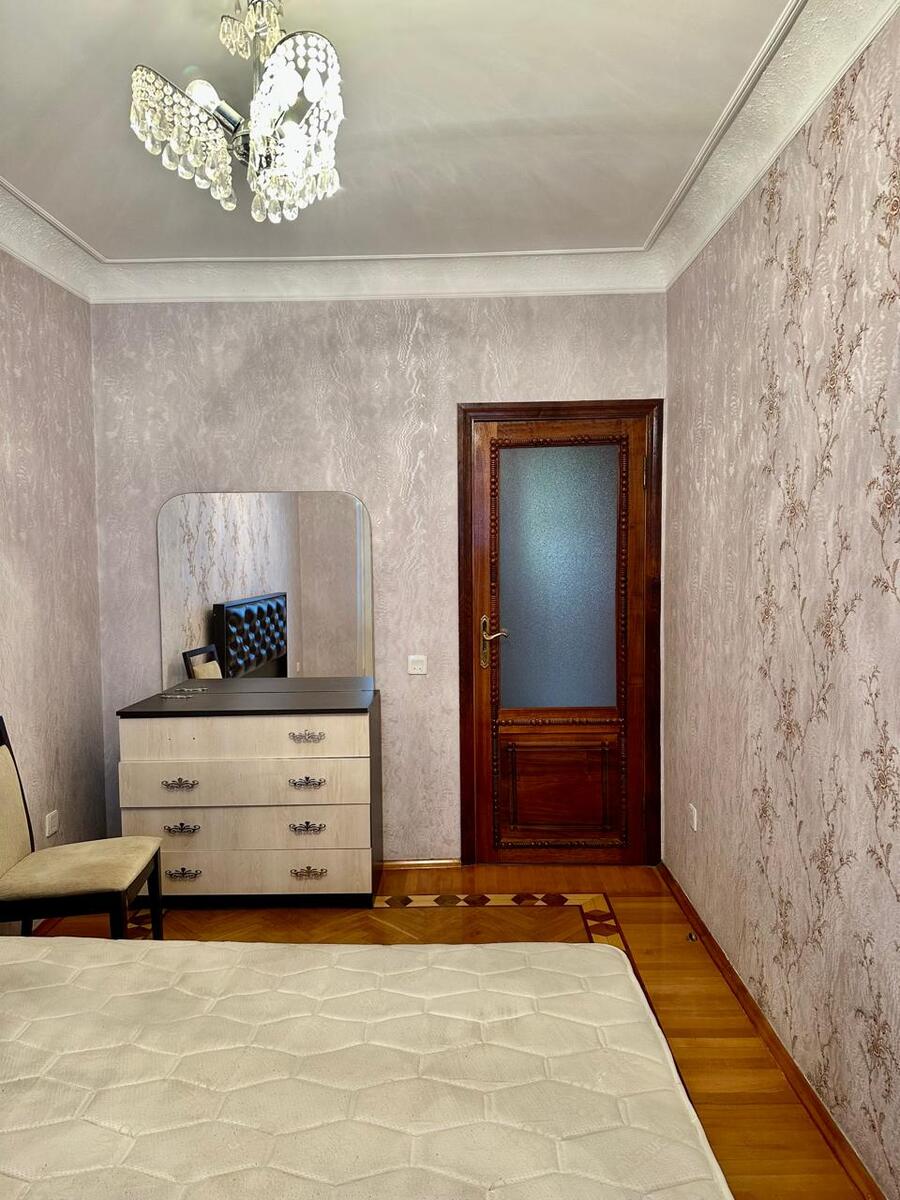 Satılır 3 otaqlı köhnə tikili 85 m² — Mənzil, Bakı (7)