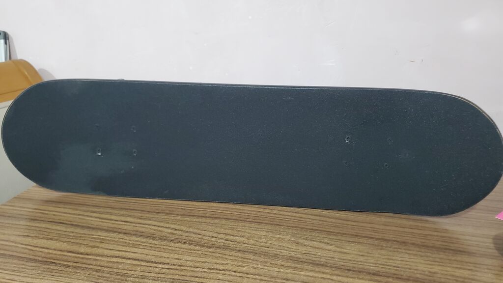 Skateboard – hərəkəti sevənlər üçün - Qara rəngli, ağ kəllə-sümük — Skeytbordlar, Bakı (6)