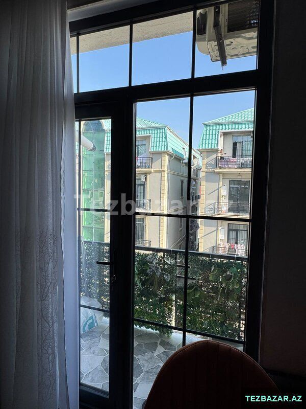 Mazirda London rezds binlarinda — Mənzil, Xırdalan (10)