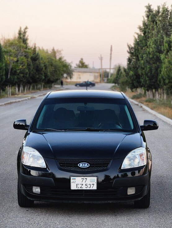 Kia Rio, 2009 il, 285000 km, 1.4 L 77-EZ-537 — Avtomobillər (2)