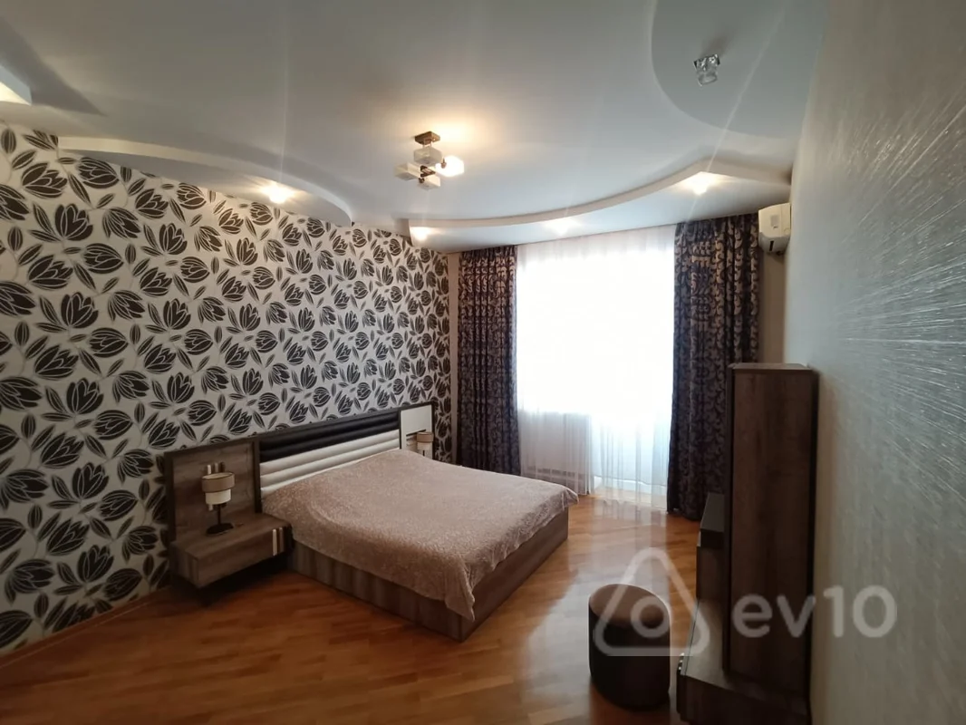 3 otaqlı mənzil, 140 m², Natiq Əliyev küç., — kirayə — Mənzil, Bakı (8)