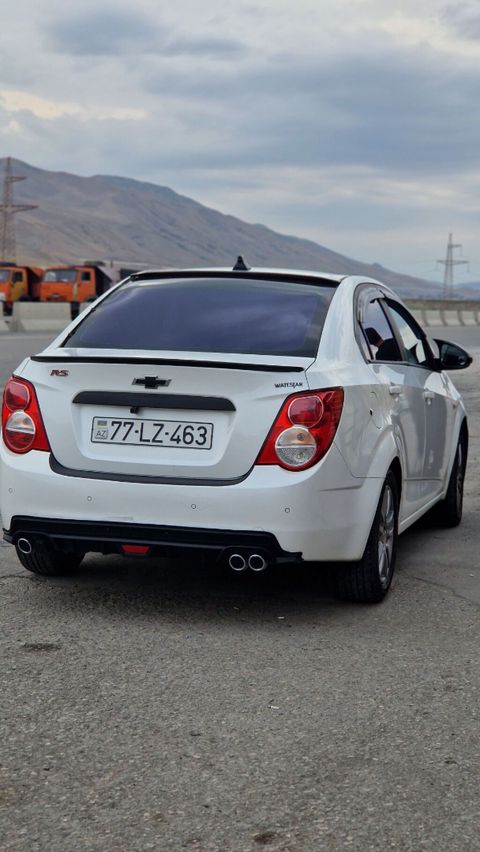 Chevrolet Aveo: 1.6 l 2013 il 250000 km Sedan — Bakı