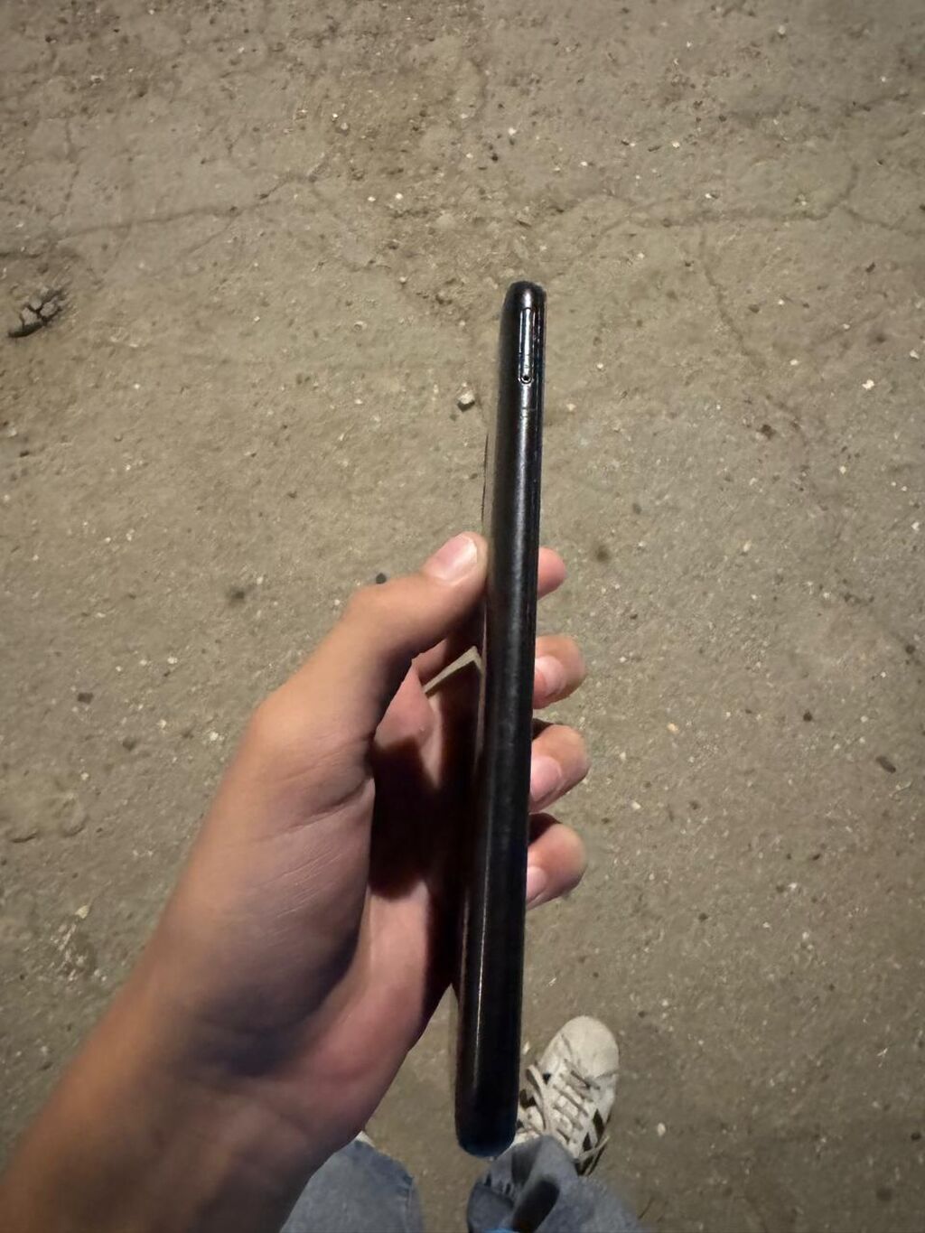 Ağıllı telefon - Rəng: qara - Korpus: yuvarlaq kənarlı, birləşmiş — Digər smartfonlar, Bakı (4)