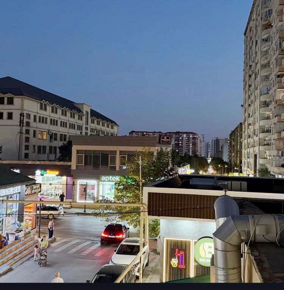 Satılır 2 otaqlı köhnə tikili 60 m² — Mənzil, Bakı (8)