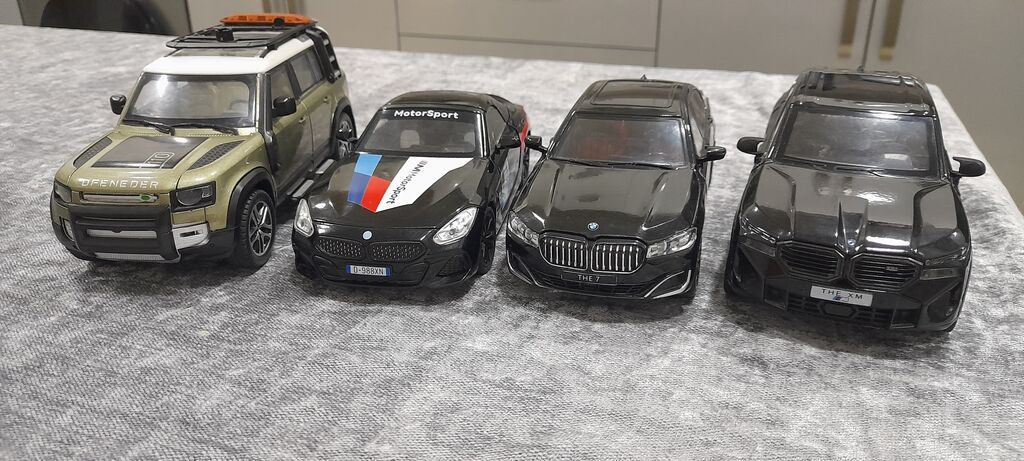 1:24 Ölçüdə 4 ədəd modellər Hər yeri açılır Səsli Və İşıqlı Təkcə — Modellar, Bakı