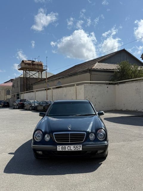 Mercedes E 220, 2.2 L, 2000 il, 425 000 km — Bakı