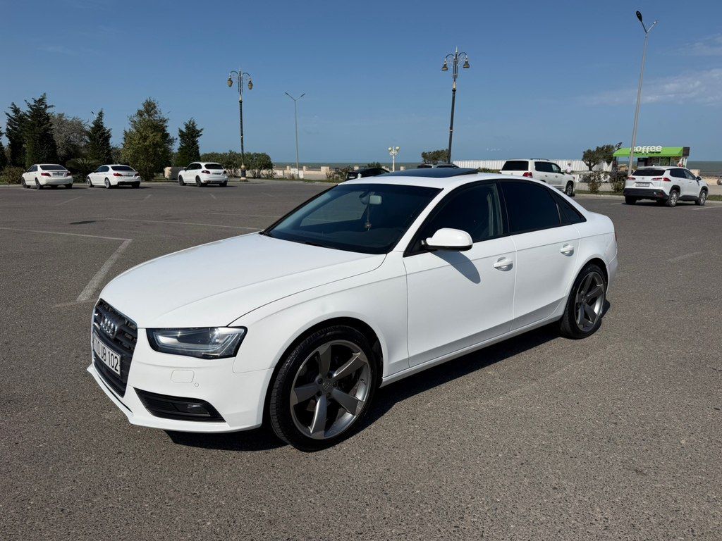 Audi A4, 1.8 L, 2012 il, 210 000 km 10-UB-102 — Avtomobillər, Sumqayıt (2)