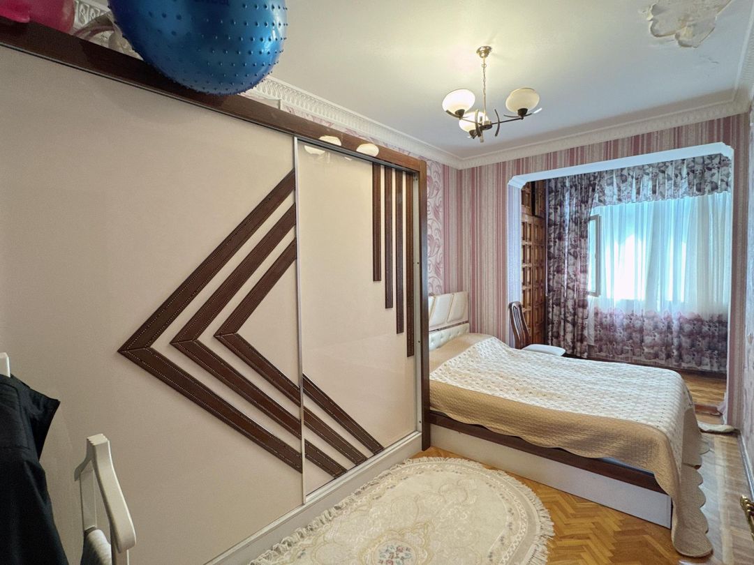 Satılır 4 otaqlı köhnə tikili 90 m² — Mənzil, Bakı (12)
