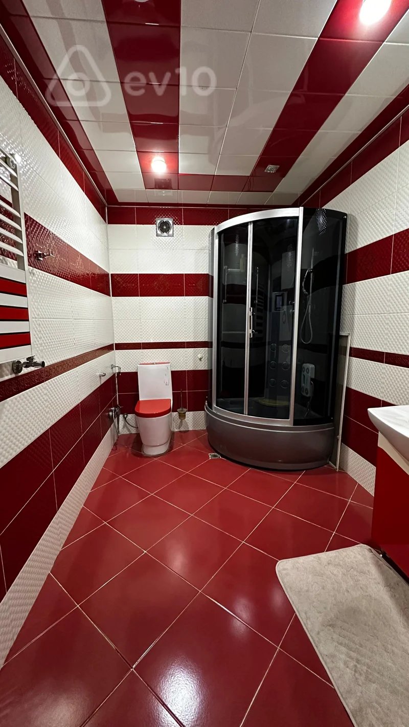 4 otaqlı mənzil, 170 m², R.Cəfərov küç. — kirayə — Mənzil, Bakı (6)