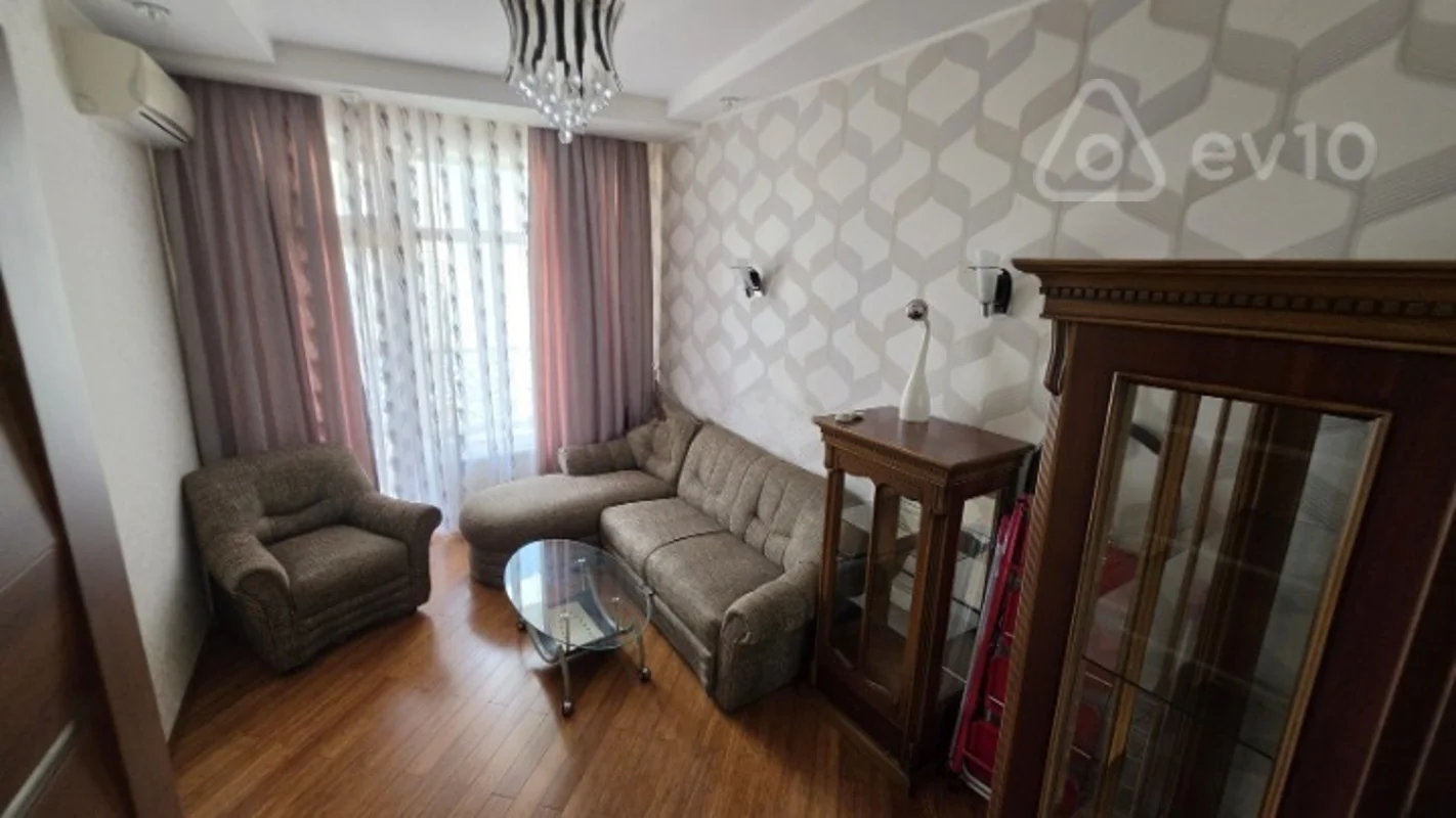 4 otaqlı mənzil, 175 m², Bülbül prospekti — kirayə — Mənzil, Bakı (2)
