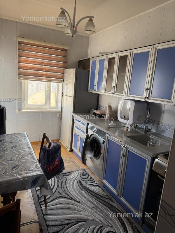 Satılır 3 otaqlı Bina evi menzil (Köhnə tikili), 72 m², 17-ci mikrorayon — Mənzil, Sumqayıt (5)