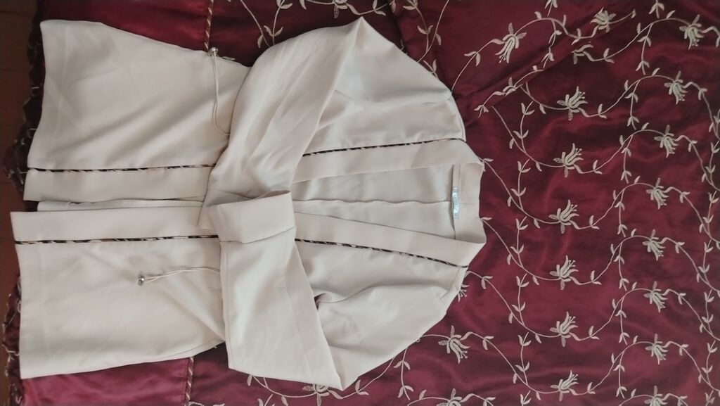 Qadın geyim dəsti L razmer - 3 hissədən ibarət dəst: jilet/kardiqan — Kostyum, Fatmayı (2)