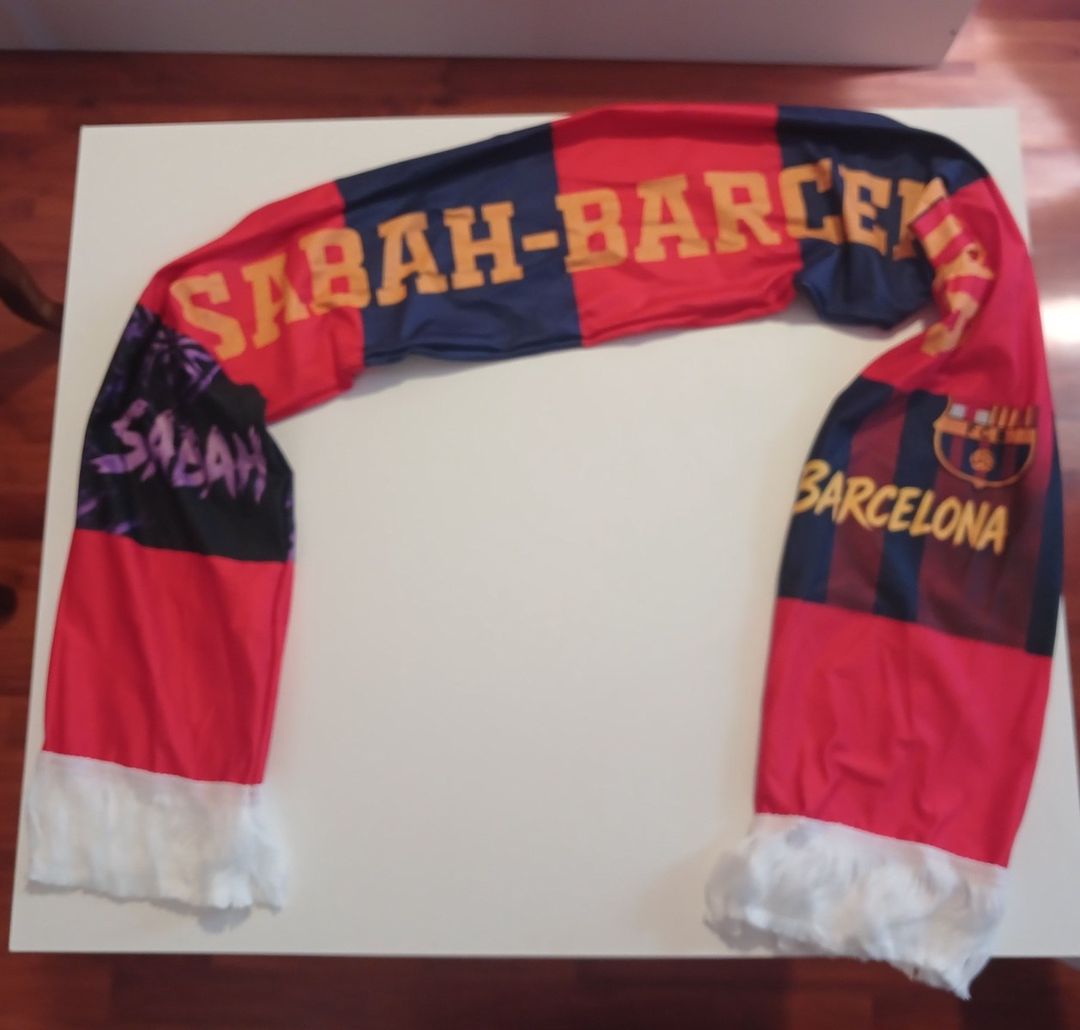 Şərf Sabah - Barcelona — Geyim, ayakkabı, aksesuarlar, Bakı