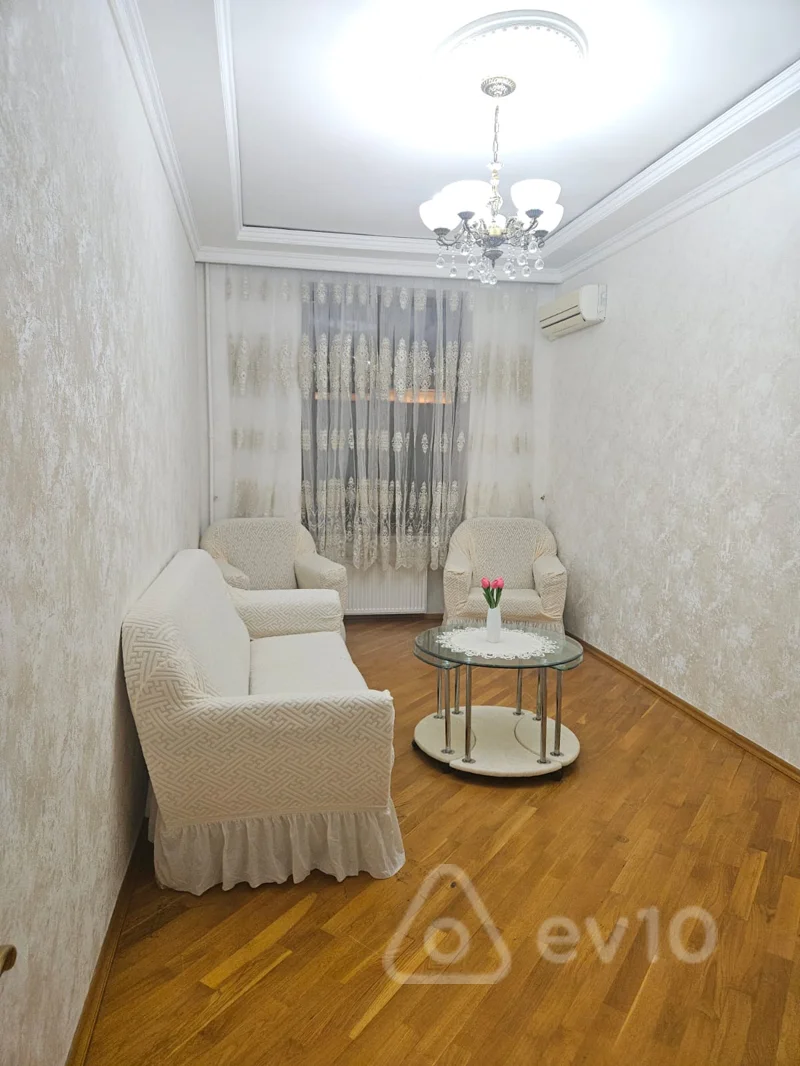 2 otaqlı mənzil, 60 m², Azərbaycan prospekti — kirayə — Bakı