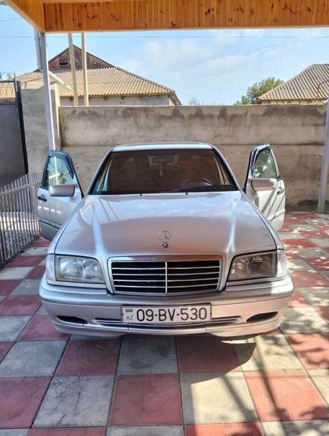 Mercedes C 200, 2.0 L, 1999 il, 448 000 km — Bərdə