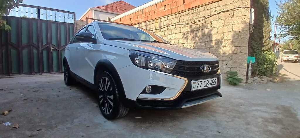 Lada (VAZ) Vesta SW Cross, 1.6 L, 2021 il, 110 000 km 77-CB-499 — Avtomobillər, Bakı (2)