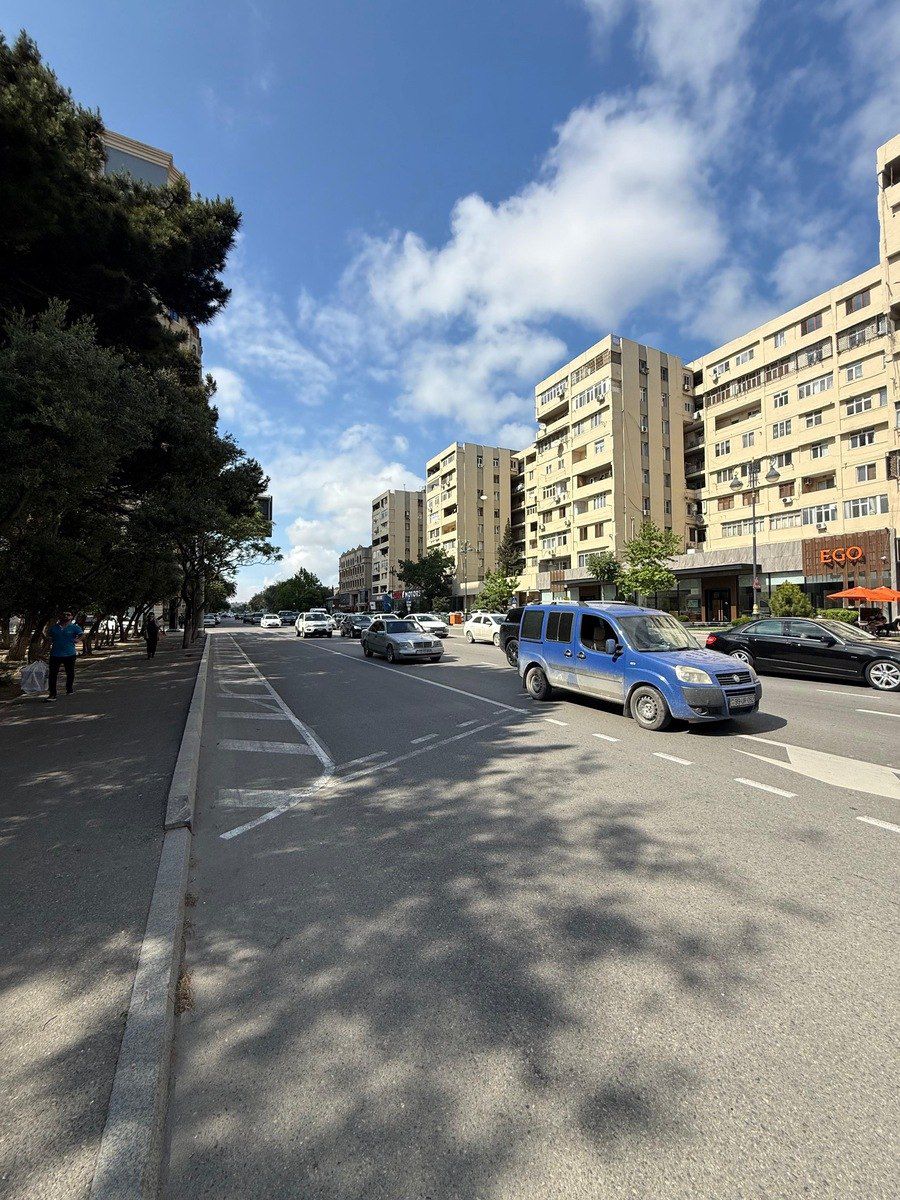 Satılır 2 otaqlı köhnə tikili 65 m² — Mənzil, Bakı (3)