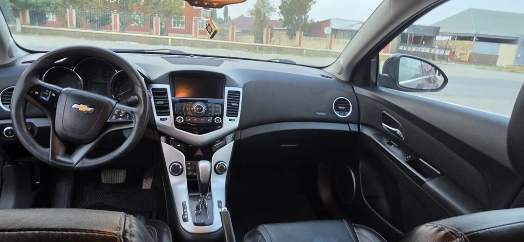 Chevrolet Cruze: 1.4 l 2015 il 140000 km Sedan 20-EO-243 — Avtomobillər, Gəncə (7)