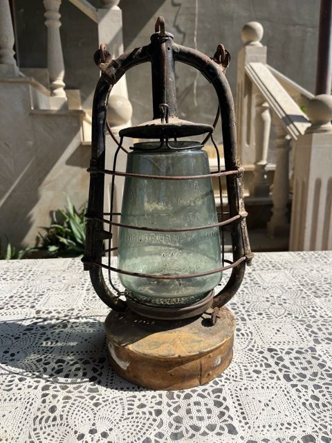 Antik neft lampasl — Bakı