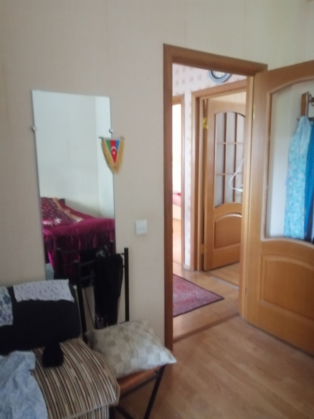 Ev satılır Təsvir:4/4 balkonlar baglidi cəmi bir qonşu var - Yataq — Mənzil, Bakı (10)