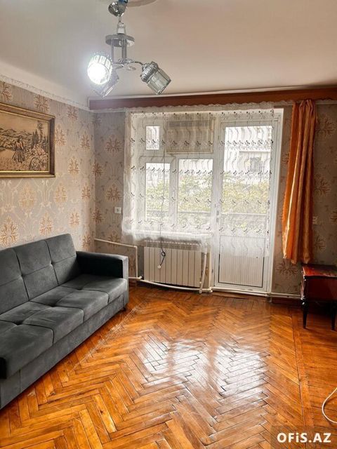 Köhnə tikili Satılır Xətai r., Xətai m., 2 otaq, 42 m² — Bakı